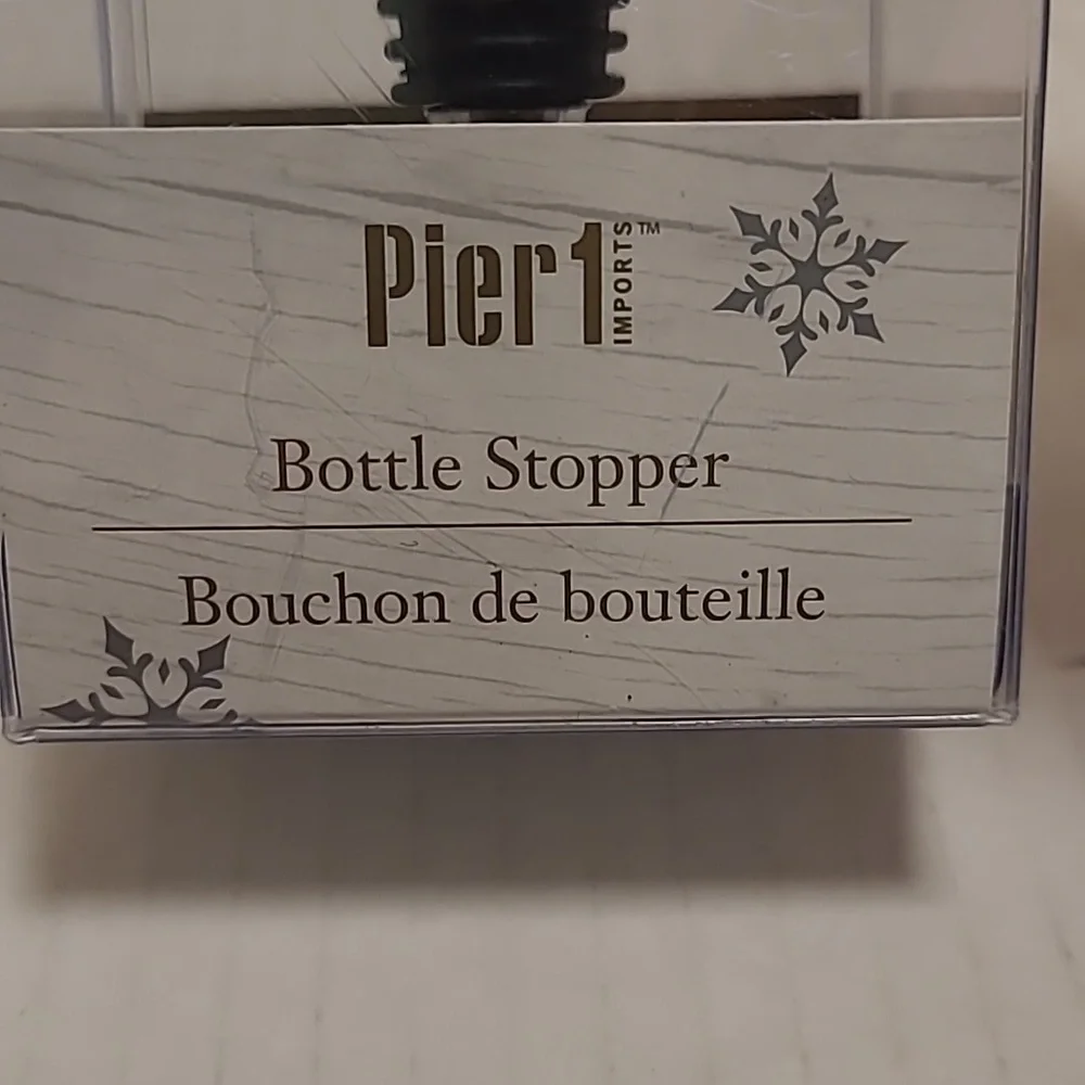 NWOT 2016 Pier 1 Puppy Wine Bottle Stopper